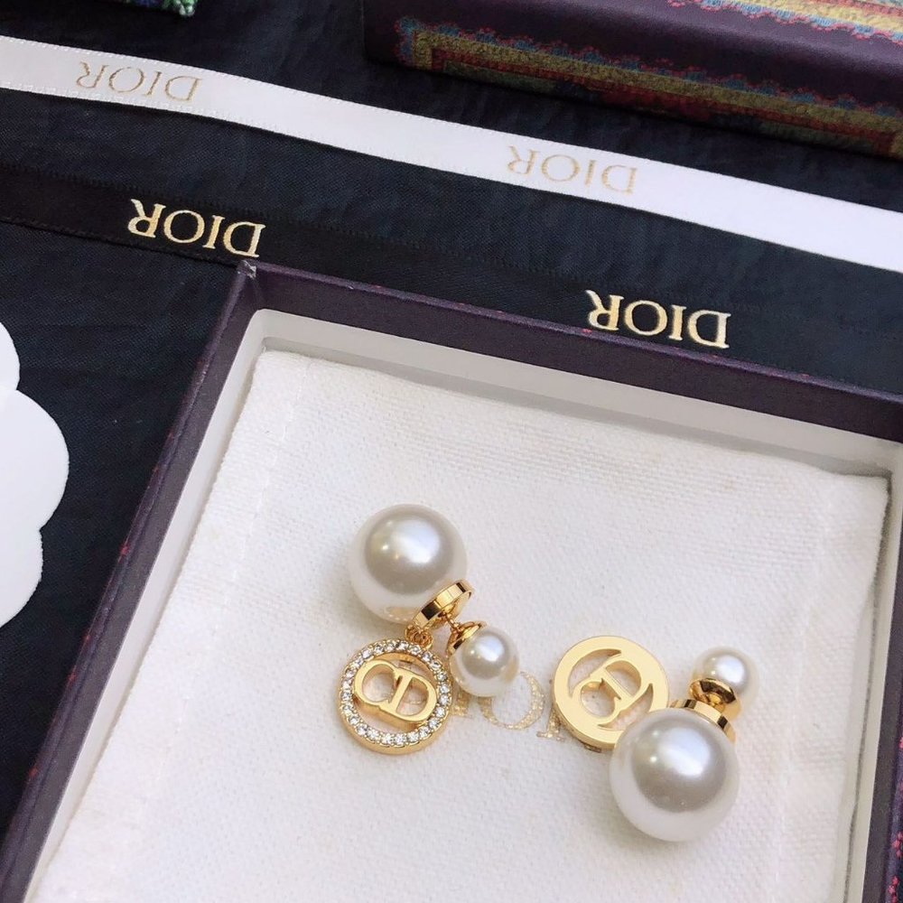 💎✨AUTHENTIC✨💎 Dior earrings